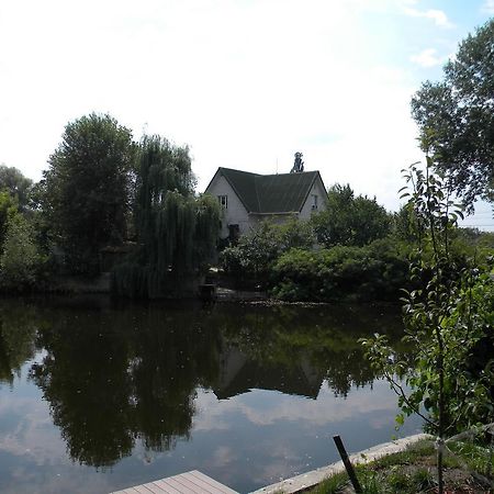 Guest House Dacha Kiew Exterior foto