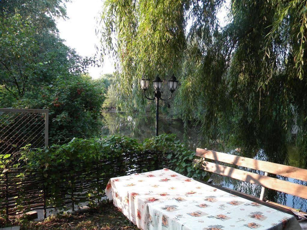 Guest House Dacha Kiew Exterior foto